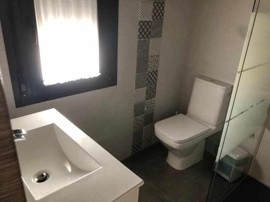 Alojamiento El Pez Casa Con Piscina Climatizada Villafranca de los Caballeros Exterior photo